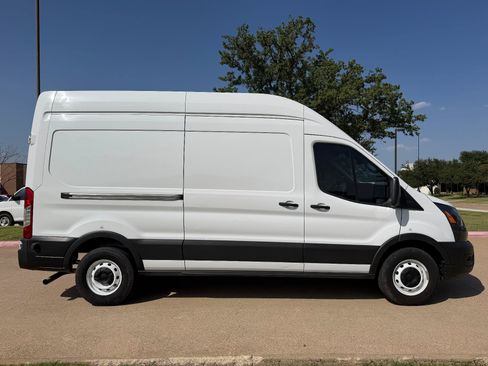 Used 2023 Ford Transit 250 148 High Roof w/ Load Area Protection Package RWD image 4