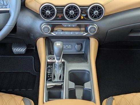 New 2025 Nissan Sentra SV w/ SV Premium Package image 19