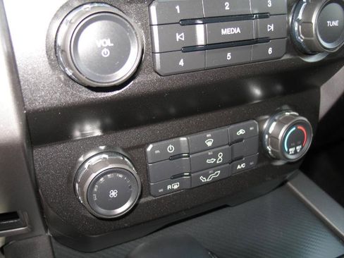 Used 2020 Ford F150 XLT w/ Equipment Group 301A Mid image 40