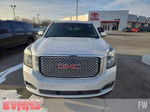 Used 2016 GMC Yukon Denali w/ Open Road Package image 2