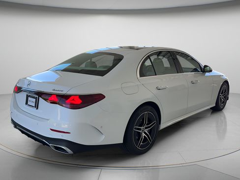 New 2026 Mercedes-Benz E 450 4MATIC Sedan image 5