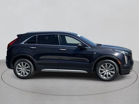 Certified 2023 Cadillac XT4 Premium Luxury w/ Cold Weather Package AWD/4WD image 5