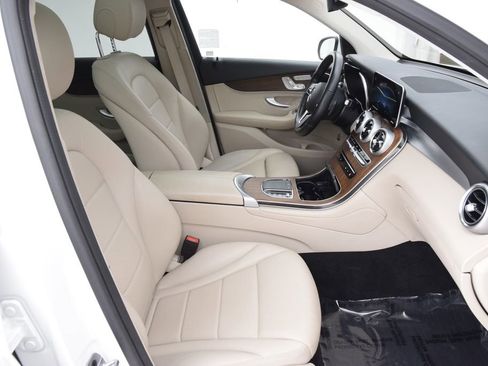 Used 2022 Mercedes-Benz GLC 300 image 16