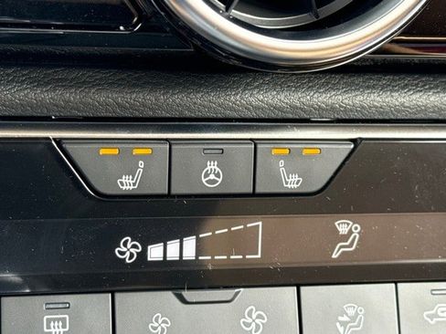 New 2025 Nissan Sentra SV w/ SV Premium Package image 31