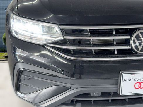 Used 2024 Volkswagen Tiguan S image 11