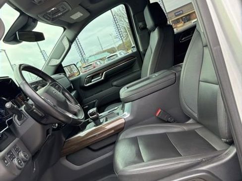 Used 2022 Chevrolet Silverado 1500 LT Trail Boss w/ LT Trail Boss Premium Package image 13