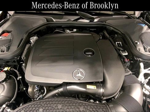 Used 2023 Mercedes-Benz E 350 4MATIC Sedan image 29