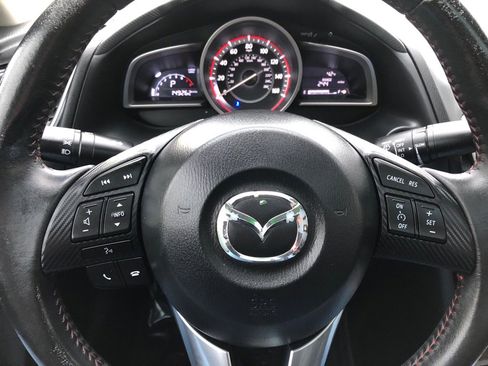 Used 2015 MAZDA MAZDA3 i Grand Touring image 33