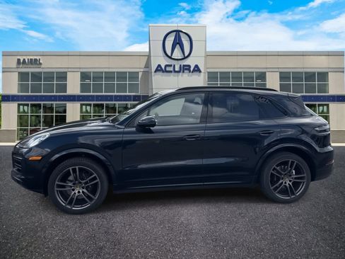 Used 2019 Porsche Cayenne image 2