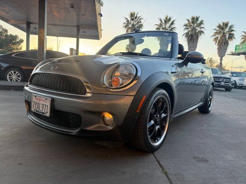 Used 2010 MINI Cooper S image 2