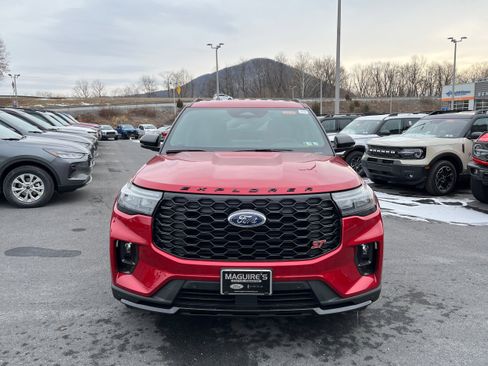 New 2026 Ford Explorer ST image 2