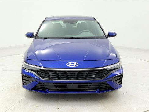 Used 2025 Hyundai Elantra SEL image 7