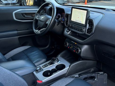 Used 2022 Ford Bronco Sport Outer Banks w/ Tech Package image 18