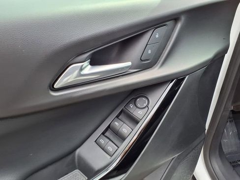 Used 2025 Chevrolet Equinox LT image 41