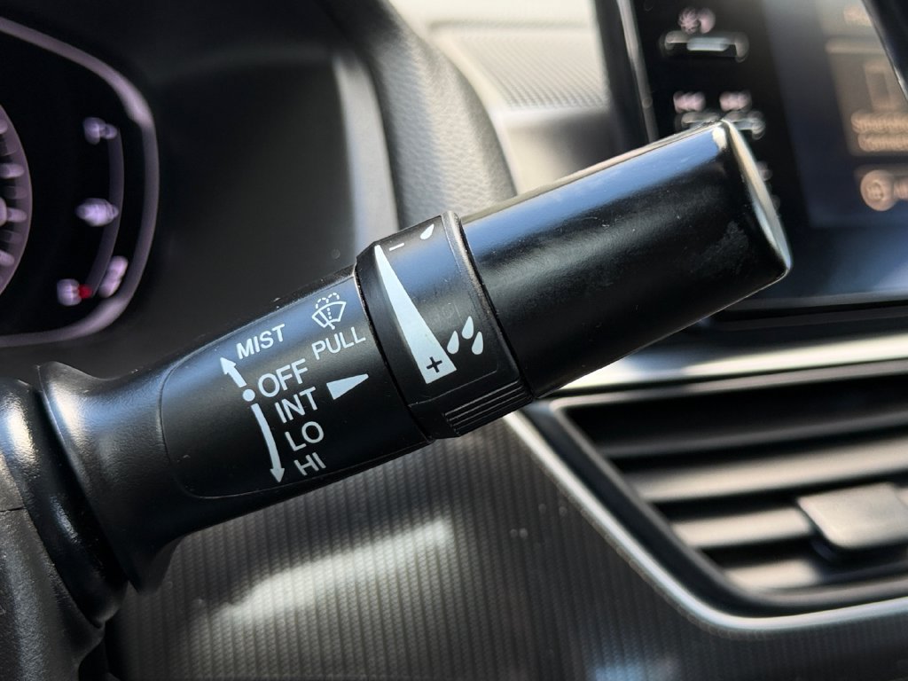 Used 2018 Honda Accord Sport image 22
