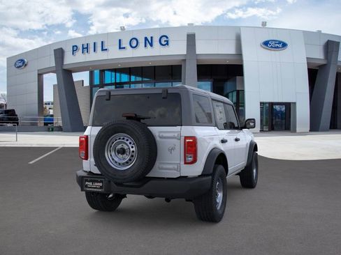 New 2025 Ford Bronco 4-Door image 8