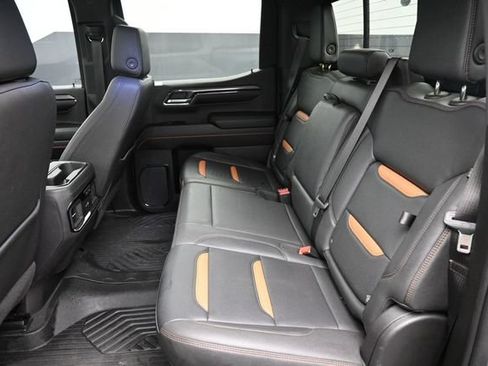 Used 2024 GMC Sierra 1500 AT4 w/ Technology Package AWD/4WD image 20
