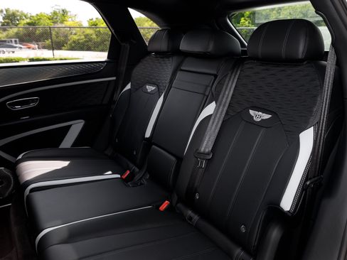 New 2026 Bentley Bentayga Speed AWD/4WD image 49