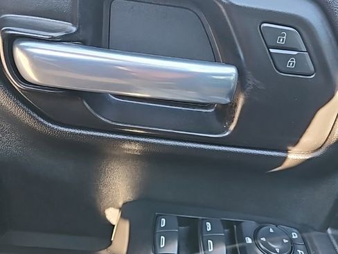 Used 2020 Chevrolet Silverado 1500 LT Trail Boss image 18