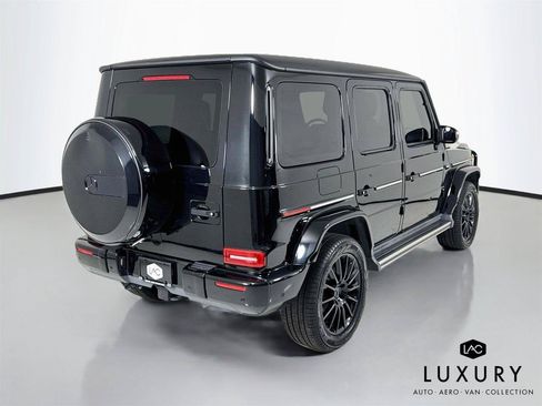 Used 2022 Mercedes-Benz G 550 w/ Exclusive Interior Package image 6