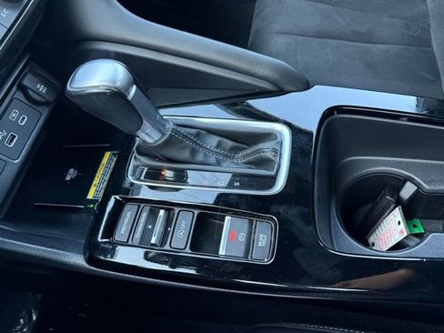 Used 2023 Acura Integra A-Spec image 33