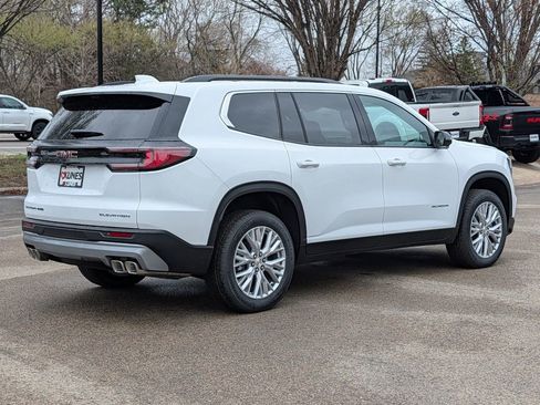 New 2026 GMC Acadia Elevation w/ Elevation Premium Package AWD/4WD image 17
