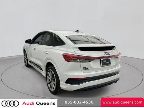 Certified 2022 Audi Q4 e-tron Premium Plus w/ Premium Plus image 6