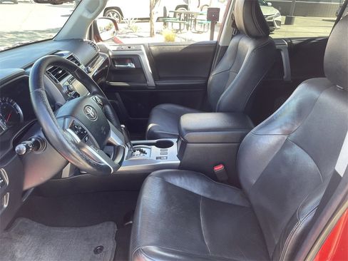 Used 2014 Toyota 4Runner Limited image 19