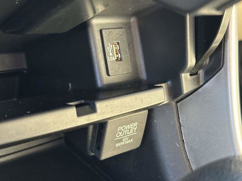 Used 2017 Honda Accord LX image 25