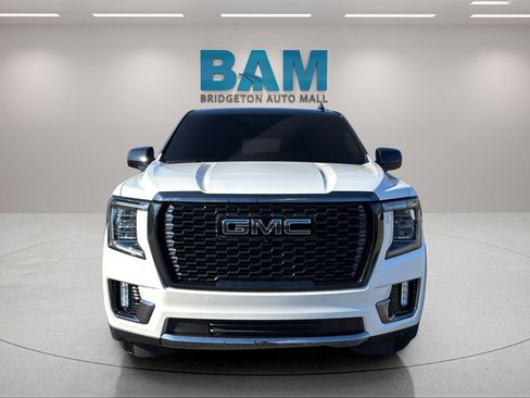 Used 2023 GMC Yukon Denali Ultimate image 2