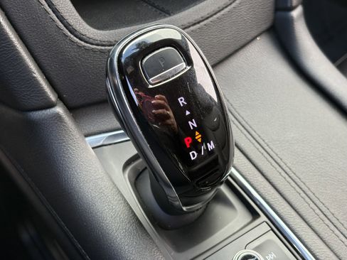 Certified 2024 Cadillac XT6 Luxury image 27