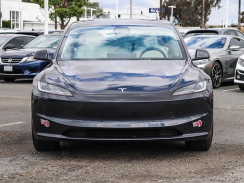 Used 2024 Tesla Model 3 Standard Range RWD image 2