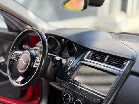 Used 2019 Jaguar E-PACE S AWD/4WD image 29