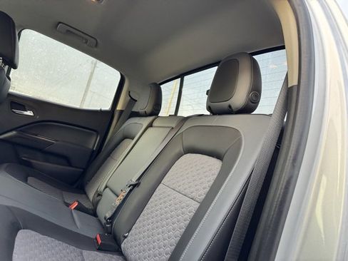 Used 2018 Chevrolet Colorado Z71 image 11