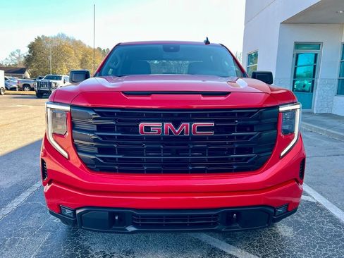 New 2026 GMC Sierra 1500 Elevation image 8