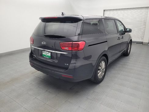 Used 2021 Kia Sedona LX FWD image 9