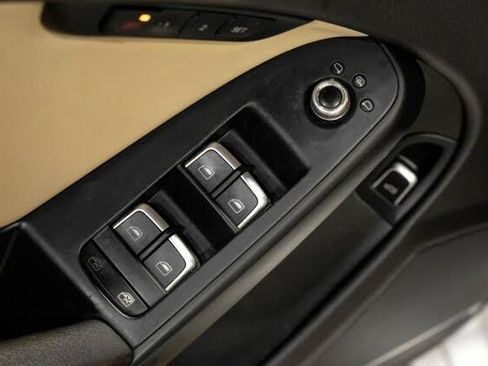 Used 2015 Audi A4 2.0T Premium Plus w/ Technology Package image 46