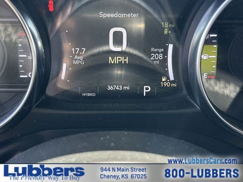 Used 2022 Jeep Wrangler Unlimited Sahara w/ Cold Weather Group AWD/4WD image 14