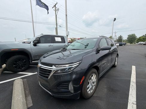 Used 2022 Chevrolet Equinox LT FWD image 1