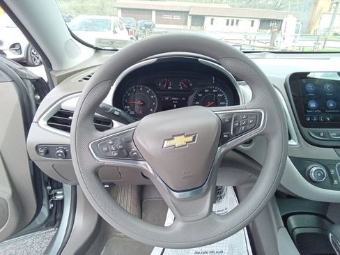 Used 2024 Chevrolet Malibu LS w/ Driver Confidence Package FWD image 16
