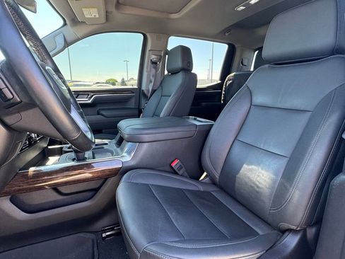 Used 2025 GMC Sierra 1500 Elevation w/ Elevation Premium Package AWD/4WD image 13