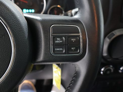 Used 2018 Jeep Wrangler Unlimited Sport S AWD/4WD image 29