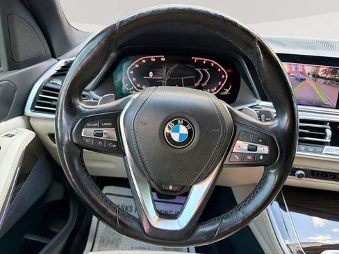 Used 2019 BMW X5 xDrive40i w/ Convenience Package AWD/4WD image 11