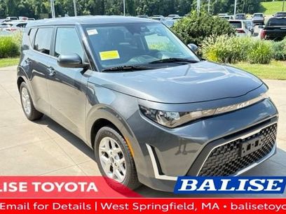 Used 2023 Kia Soul LX w/ Option Group 015