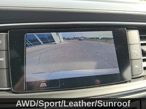 Used 2022 Buick Enclave Essence w/ Experience Buick Package AWD/4WD image 22