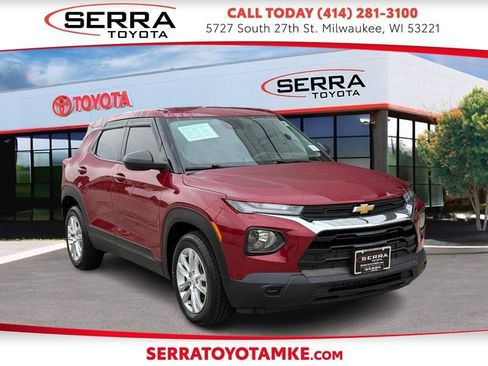 Used 2021 Chevrolet TrailBlazer LS FWD image 1