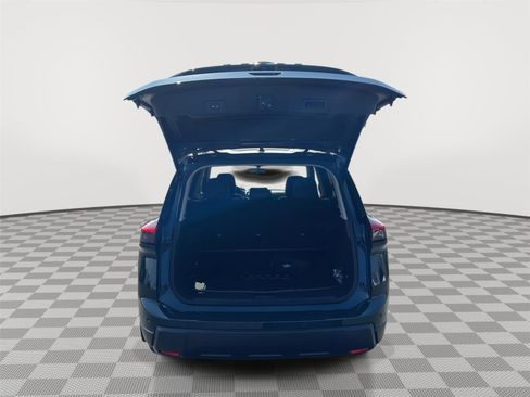 New 2026 Nissan Rogue SV AWD/4WD image 3