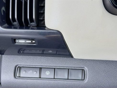 Used 2022 Nissan Pathfinder SV w/ Cargo Package AWD/4WD image 14