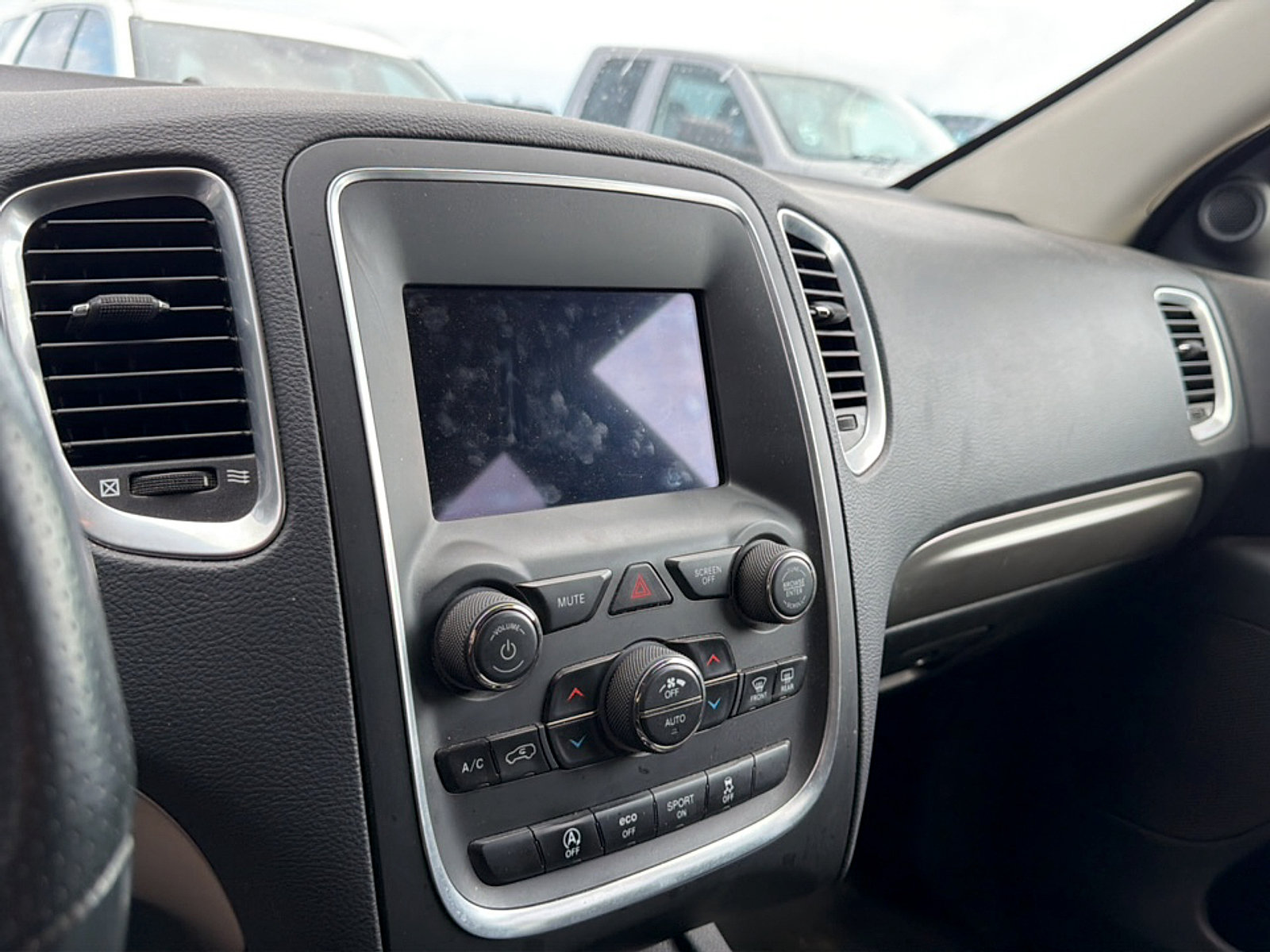 Used 2019 Dodge Durango SXT w/ 3rd Row Seating Group RWD image 5