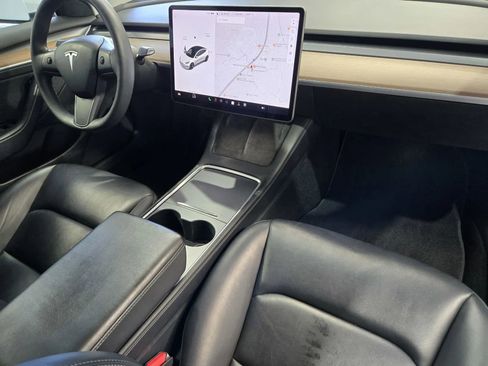 Used 2022 Tesla Model 3 Long Range AWD/4WD image 5